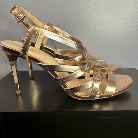 Nine West Rose Gold Heels Size 9-1/2 - Picture 1 of 11